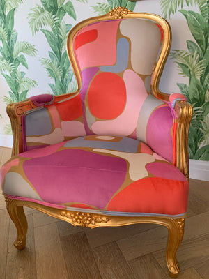 Gelato throne chair