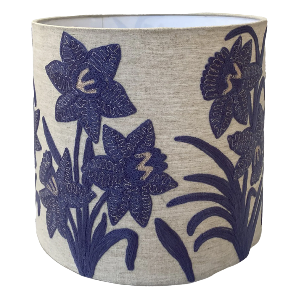 Narcissus Lavendar on Linen