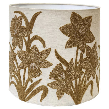 Narcissus Butternut on Floral Linen