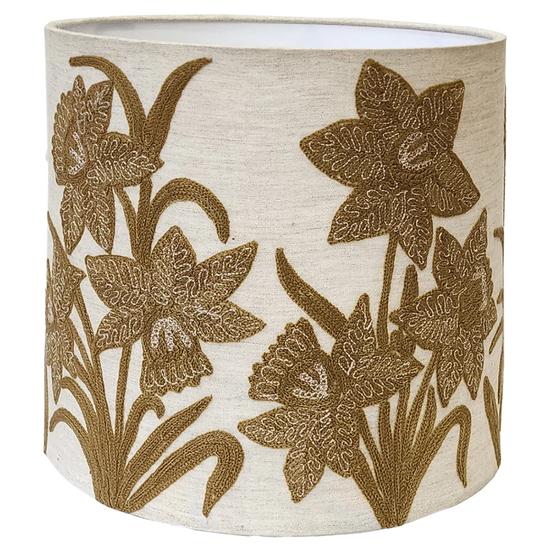 Narcissus Butternut on Floral Linen