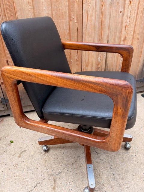 Mid Century Swivel Desk Chair