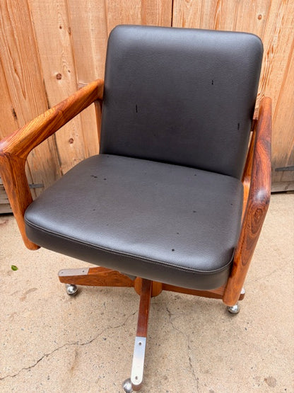 Mid Century Swivel Desk Chair