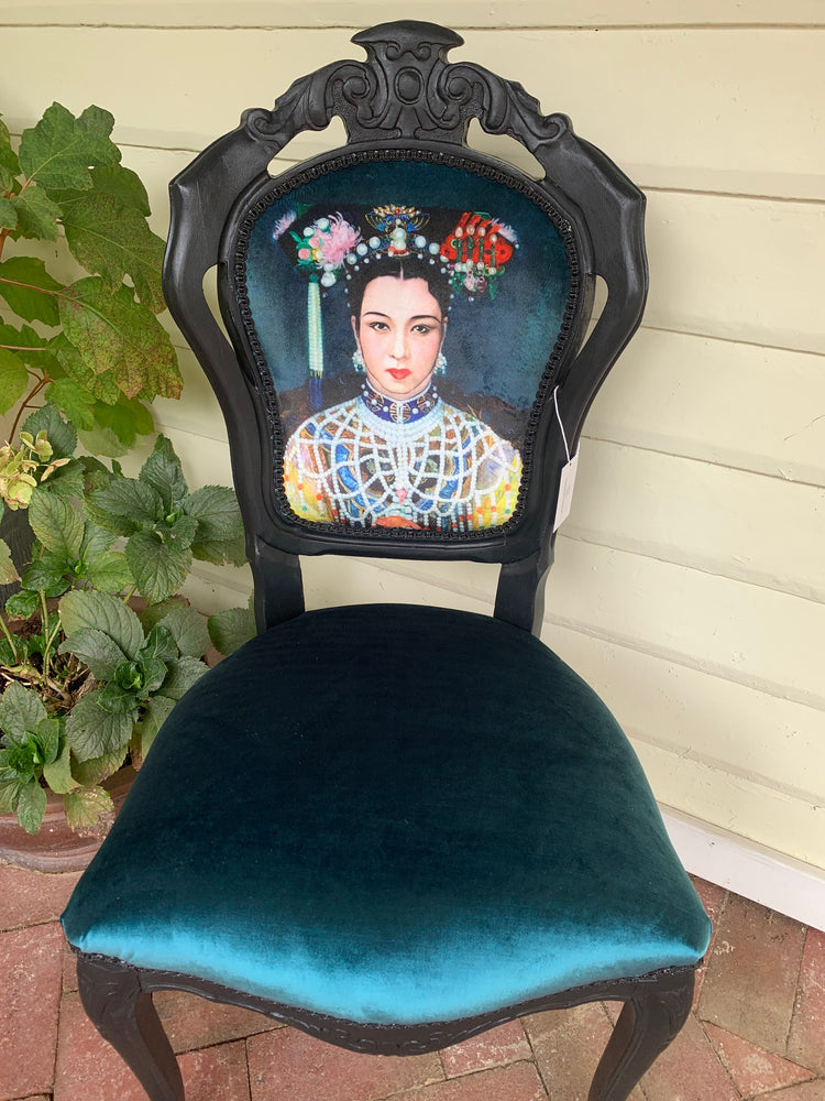 Madame Butterfly Chair