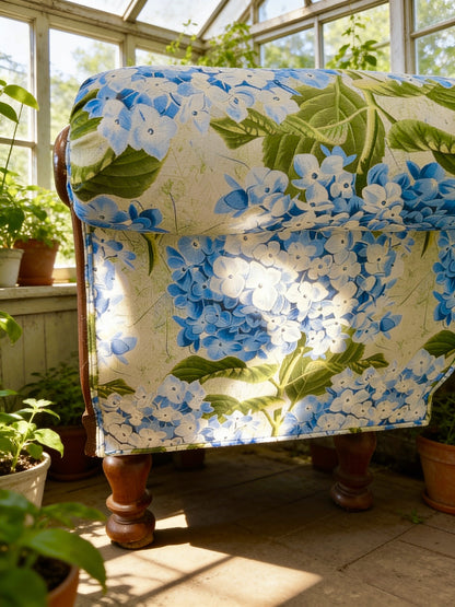 Hydrangea Chaise Lounge